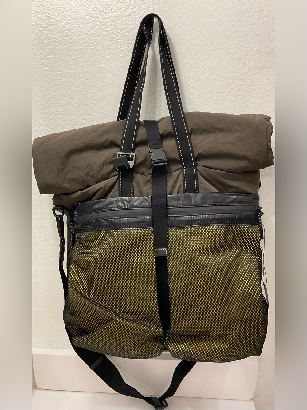 NWT Bottega Veneta Borsa Shoulder Bag